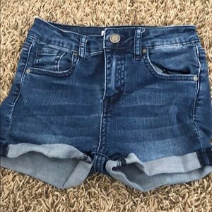 TILLYS RSQ DENIM SHORTS GIRLS NO RIPS